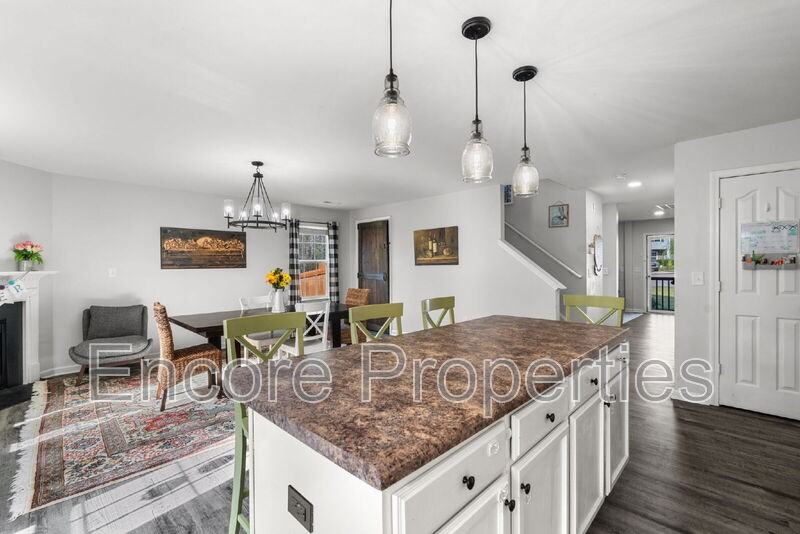 367 Crane Way - Photo 7 of 38