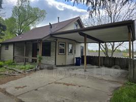 featured image of 4037 Vine Ave Se