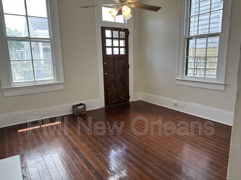 2427 Rousseau St - Photo 2 of 18