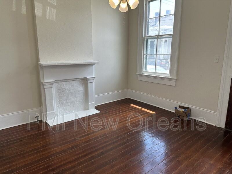 2427 Rousseau St - Photo 4 of 18