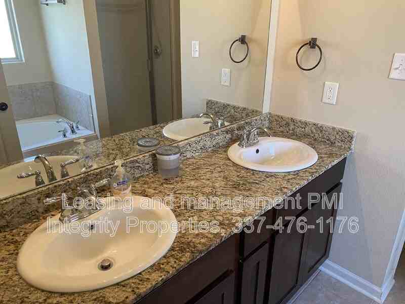 115 Northpointe Dr - Photo 4 of 19