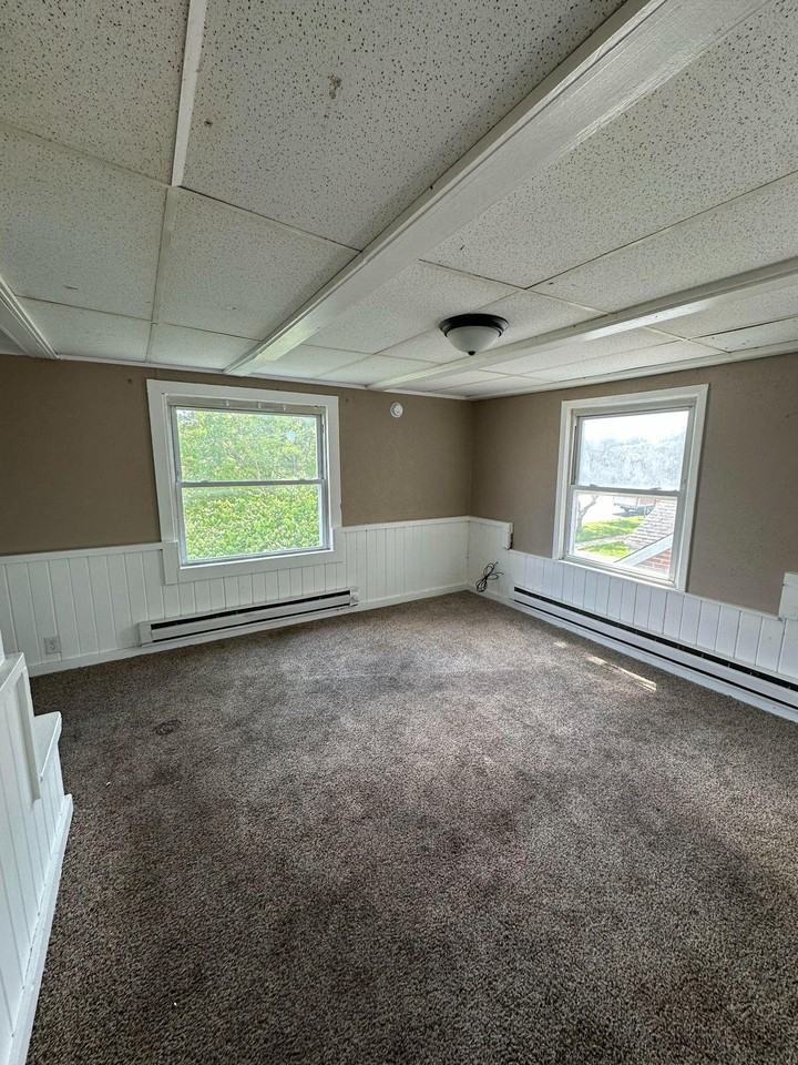 1913 Broadway St #2UPSTAIRS - Photo 4 of 10