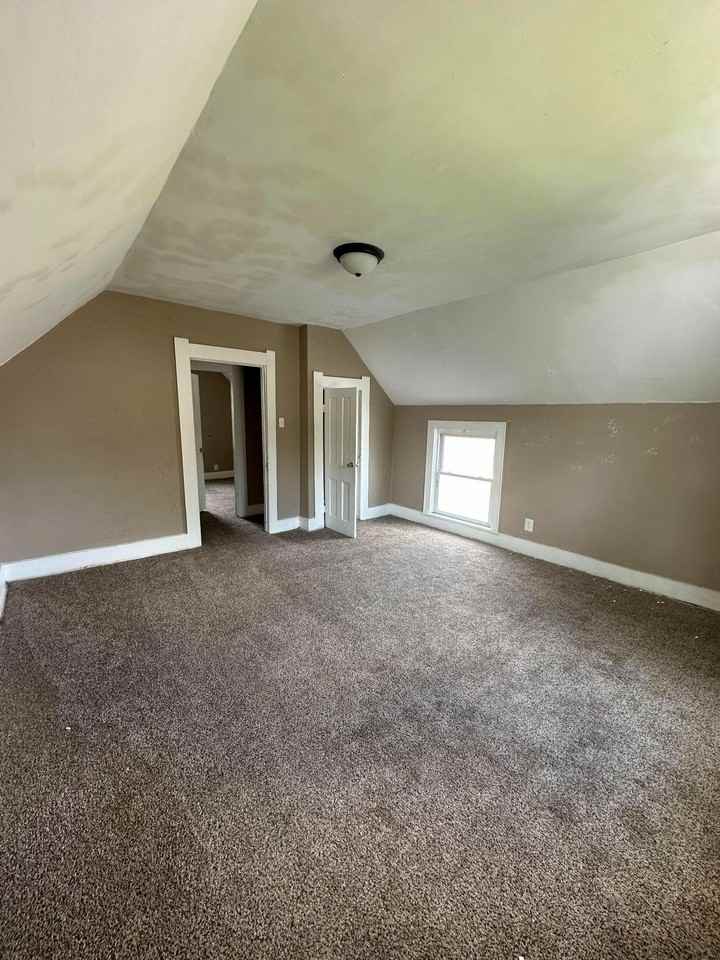 1913 Broadway St #2UPSTAIRS - Photo 5 of 10