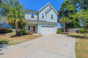 featured image of 2352 Lantern St