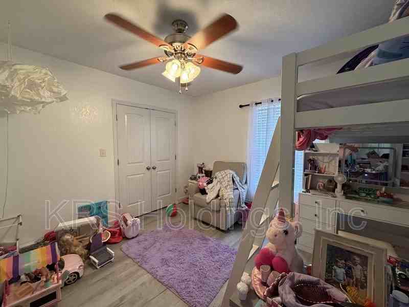 1124 Myrtle St - Photo 6 of 16