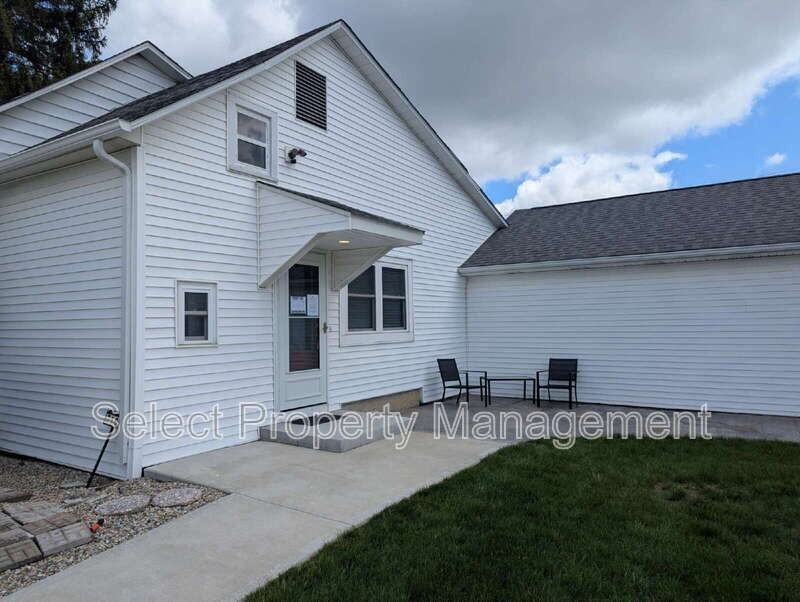 710 E Cook Rd - Photo 3 of 39