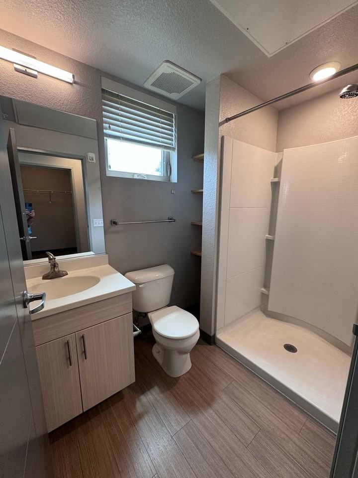 Apex Apartments - Photo 5 of 42