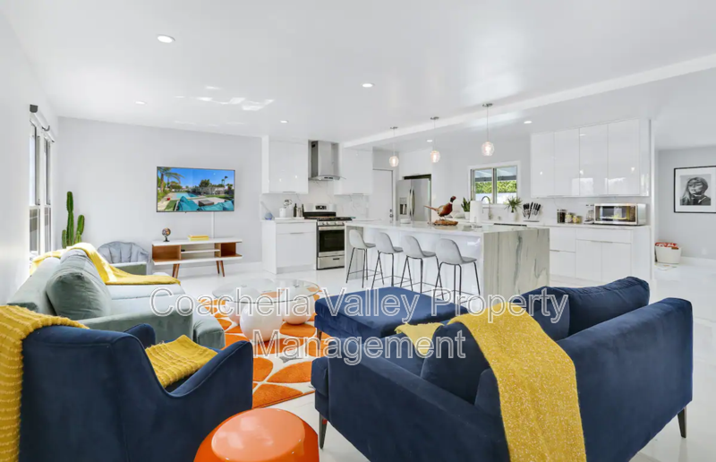 1755 N Viminal Rd - Photo 4 of 31