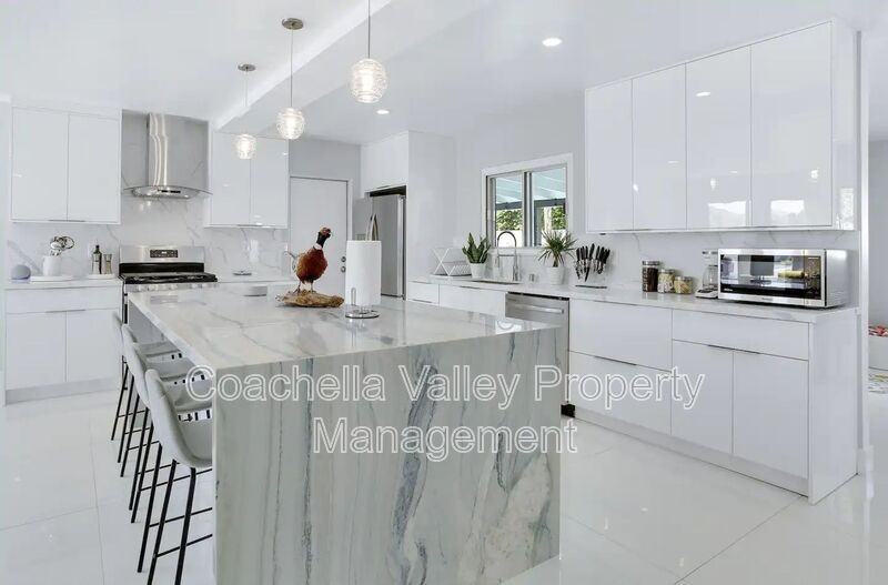 1755 N Viminal Rd - Photo 7 of 31