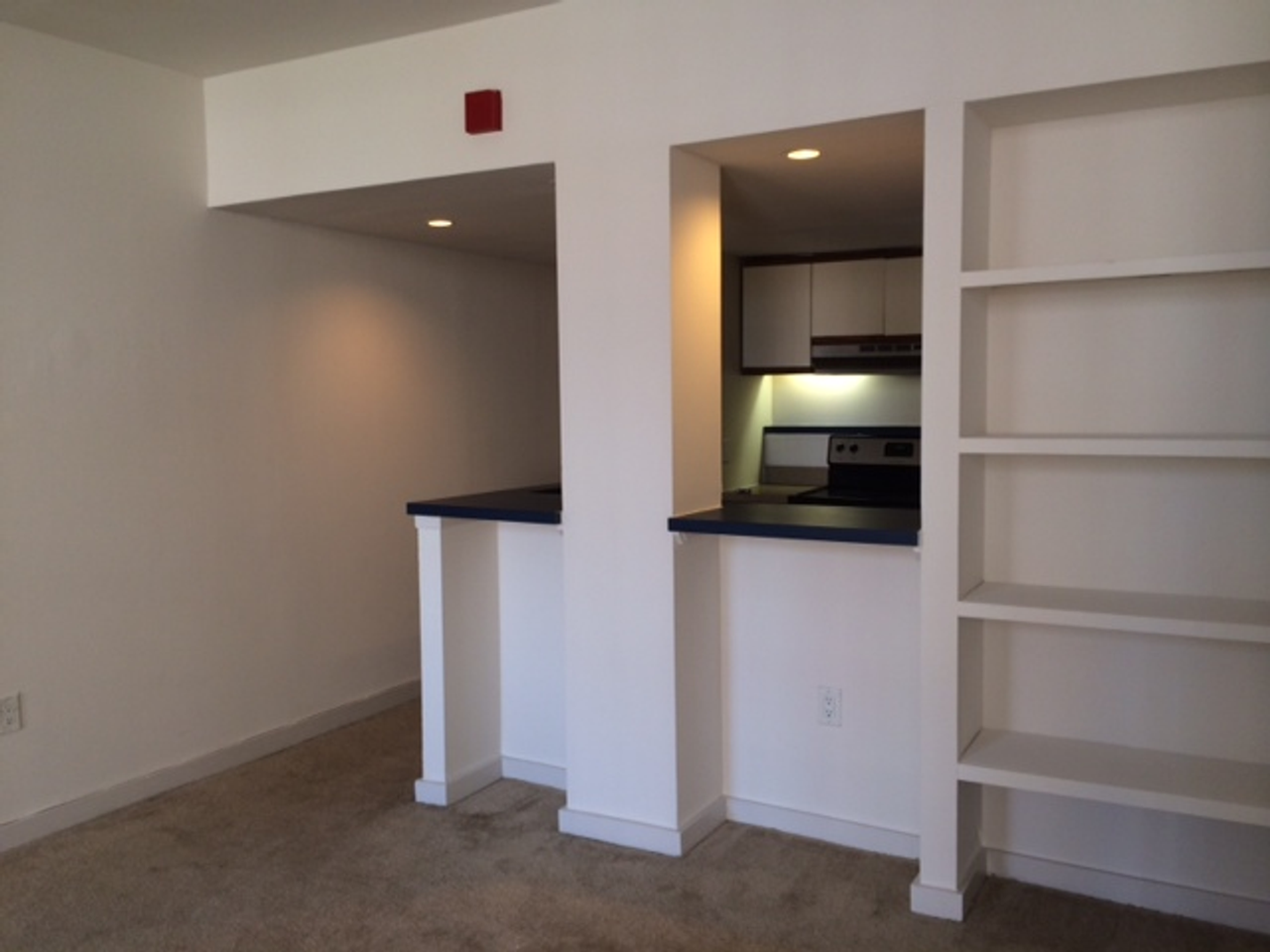 24 S Bank St #201 - Photo 4 of 9