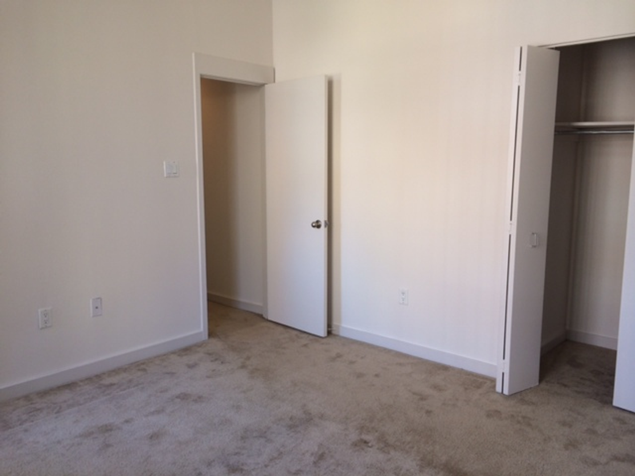 24 S Bank St #201 - Photo 5 of 9