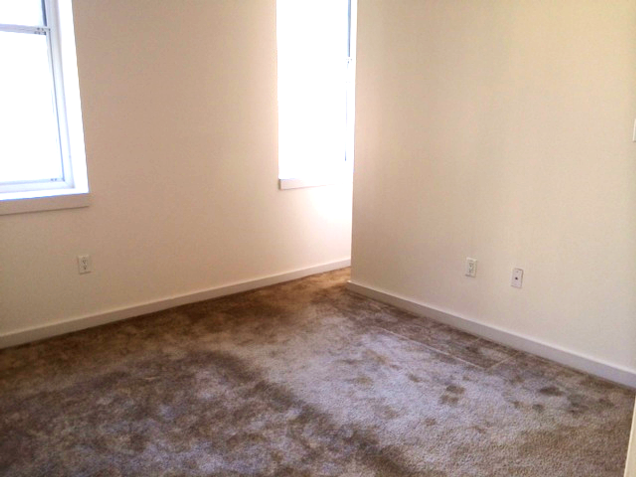 24 S Bank St #201 - Photo 6 of 9
