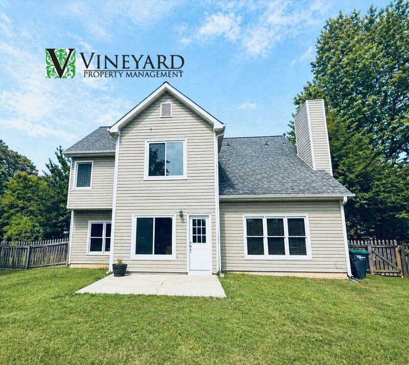 3415 N Cook Rd - Photo 3 of 24