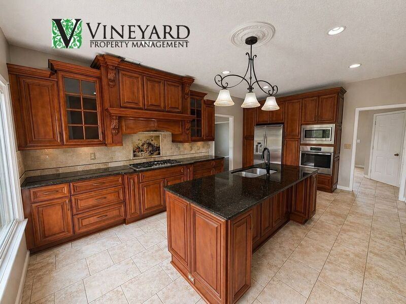 3415 N Cook Rd - Photo 6 of 24