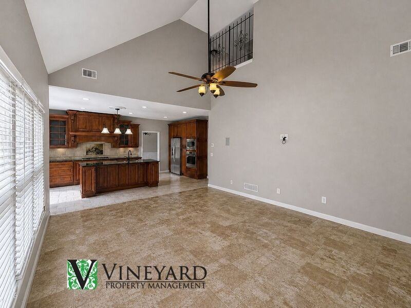 3415 N Cook Rd - Photo 7 of 24