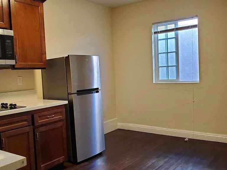 3133 Clay Ave #1 - Photo 2 of 22