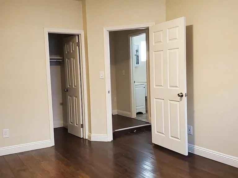 3133 Clay Ave #1 - Photo 7 of 22