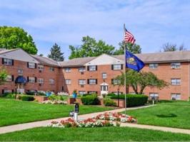 featured image of 1100 Jackson Blvd