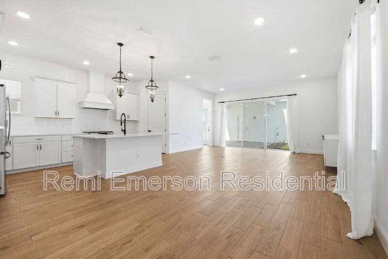 12626 Clear Sapphire Dr - Photo 5 of 30