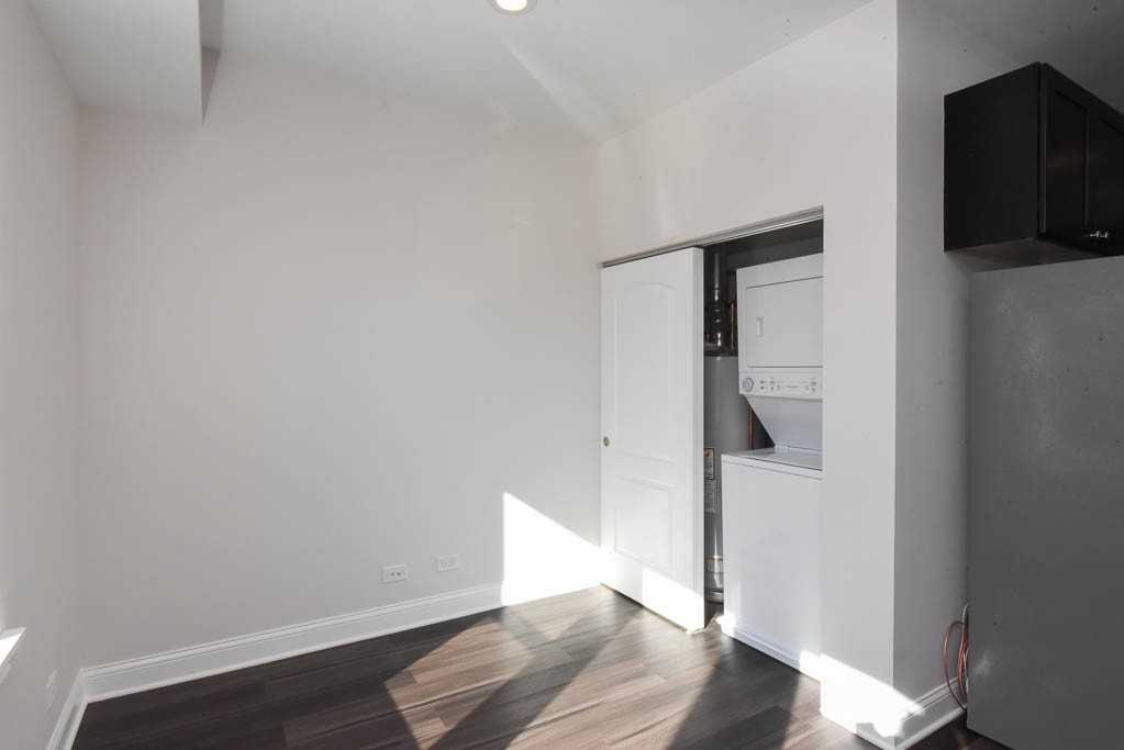 4401 N Keeler Ave #2E - Photo 7 of 21