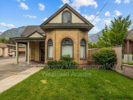 featured image of 256 Northwest #3