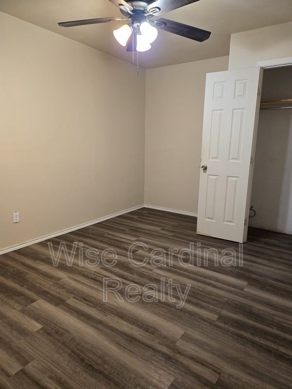 17808 107th St - Photo 7 of 13