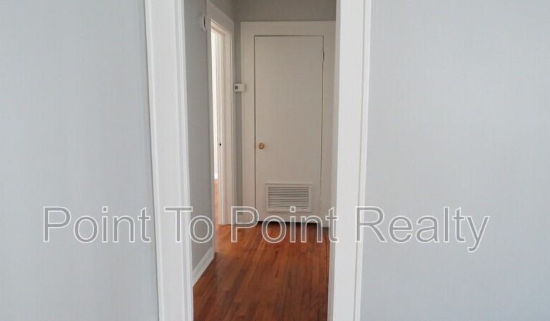 1935 San Marco Blvd #10 - Photo 4 of 14