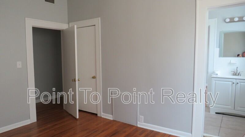 1935 San Marco Blvd #10 - Photo 6 of 14
