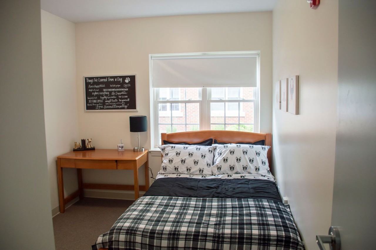 Arcadia Apartments - Photo 3 of 9