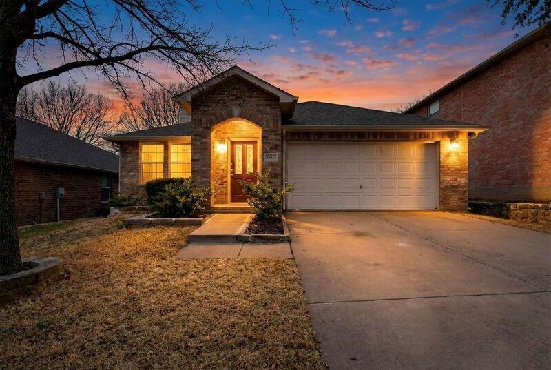 12829 Pearson Dr - Photo 2 of 25