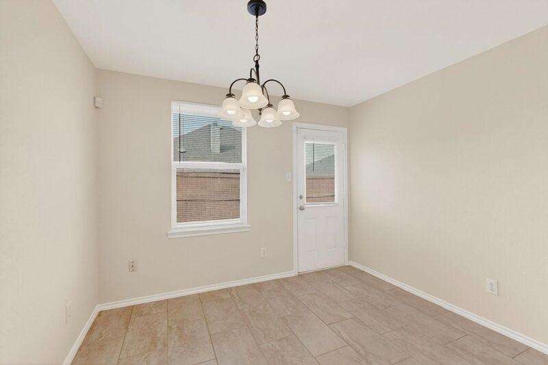 12829 Pearson Dr - Photo 7 of 25