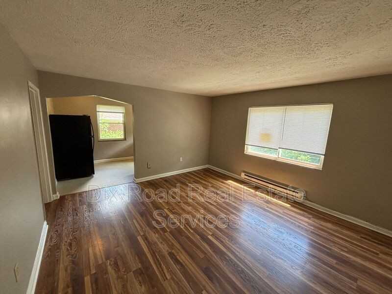 3121 Gobel Ave #3 - Photo 3 of 16