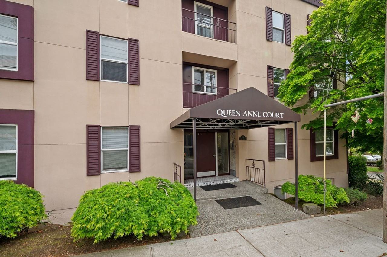 Queen Anne Court - Photo 2 of 50