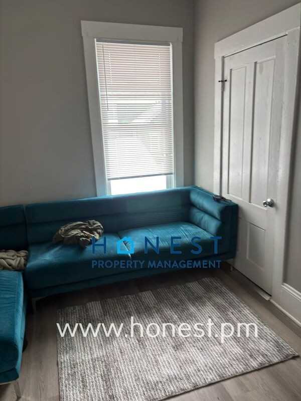 9 Maple St #4 - Photo 4 of 10