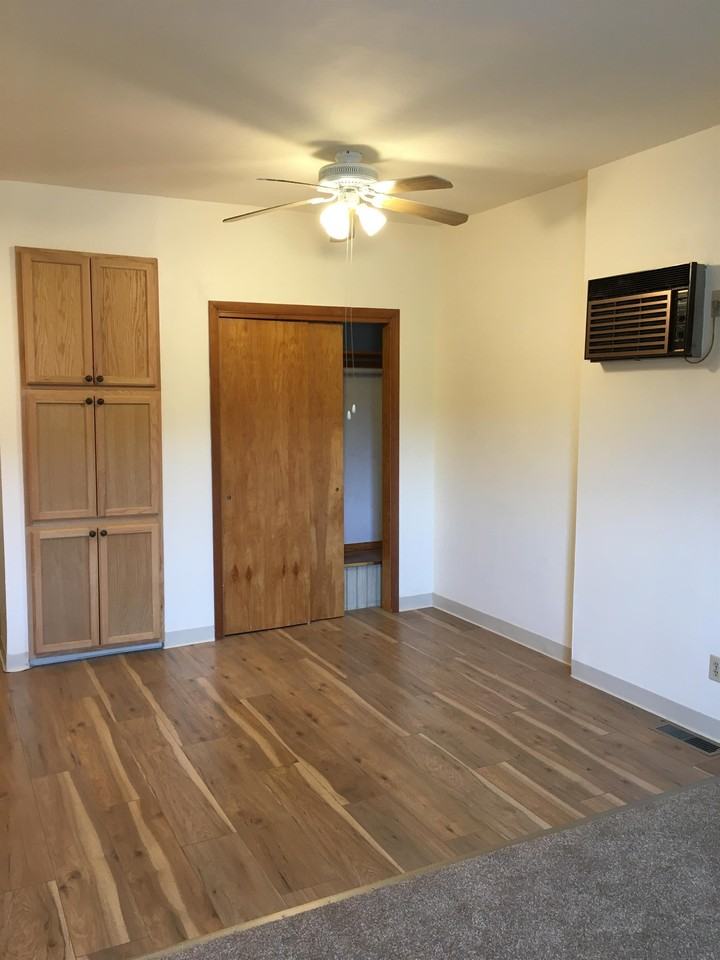 100 3rd Avenue - Photo 3 of 25