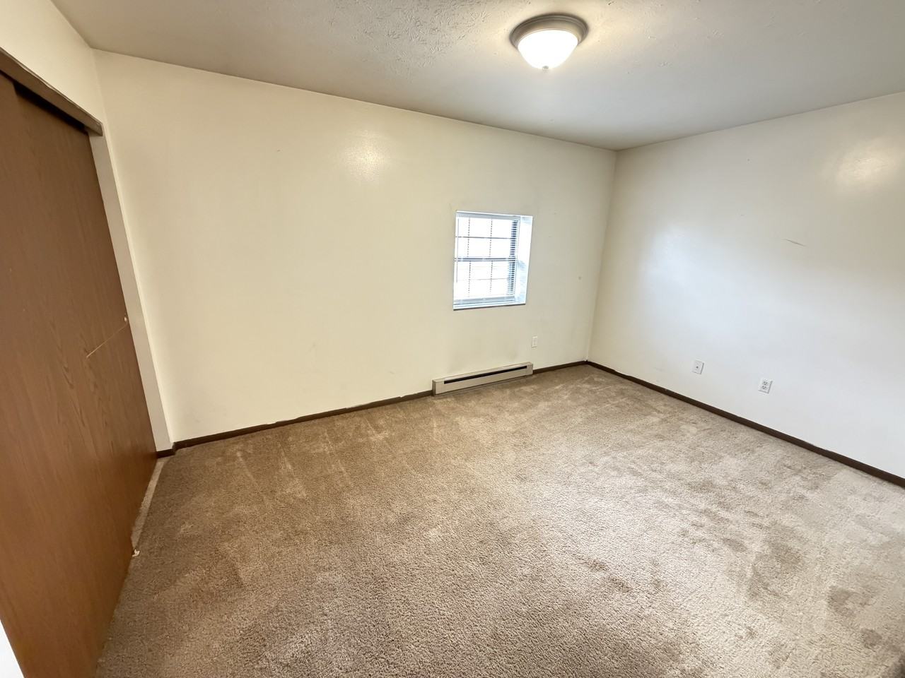 904 N. Main St. - Photo 3 of 5