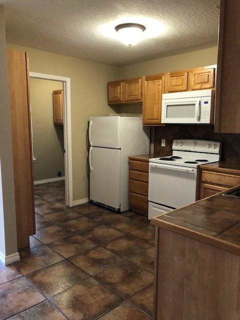 Hidden Pointe Drive #11 - Photo 2 of 14