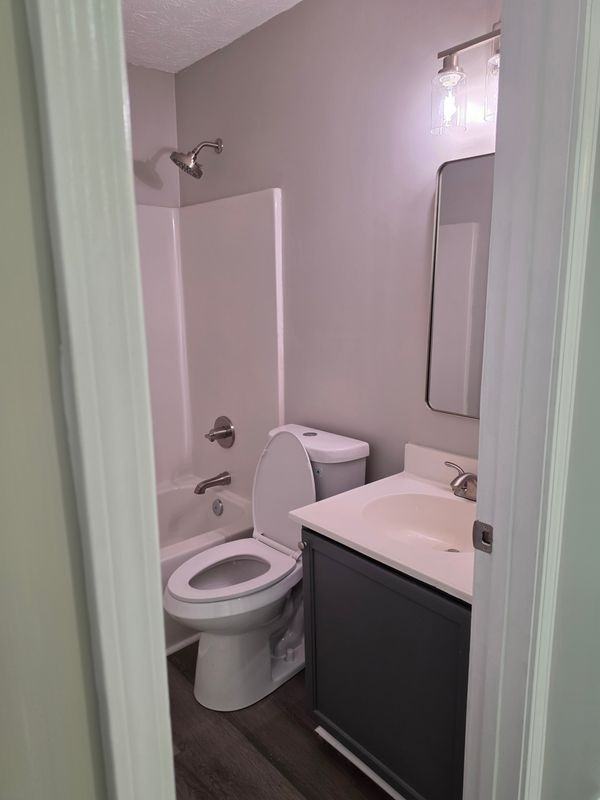 515 Baron Dr - Photo 5 of 13