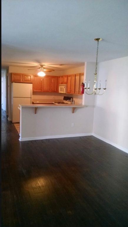 37 Parkside Ct - Photo 2 of 11