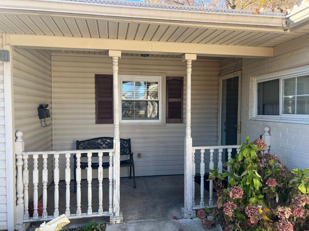 75 Plumtree Ln