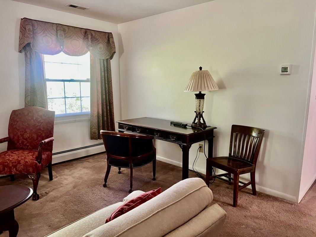 75 Plumtree Ln - Photo 3 of 15