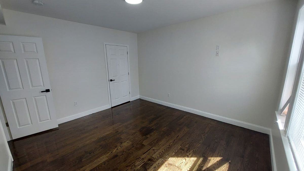 69 Mora St - Photo 7 of 23