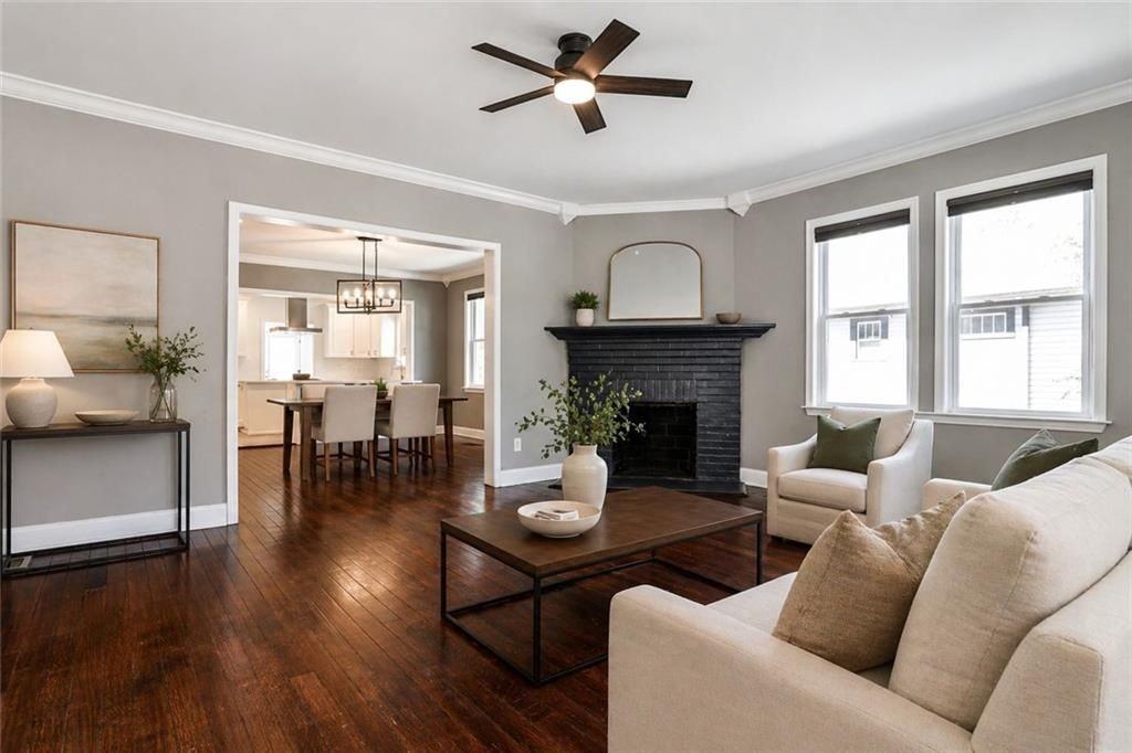 220 Mayson Ave Ne - Photo 5 of 27