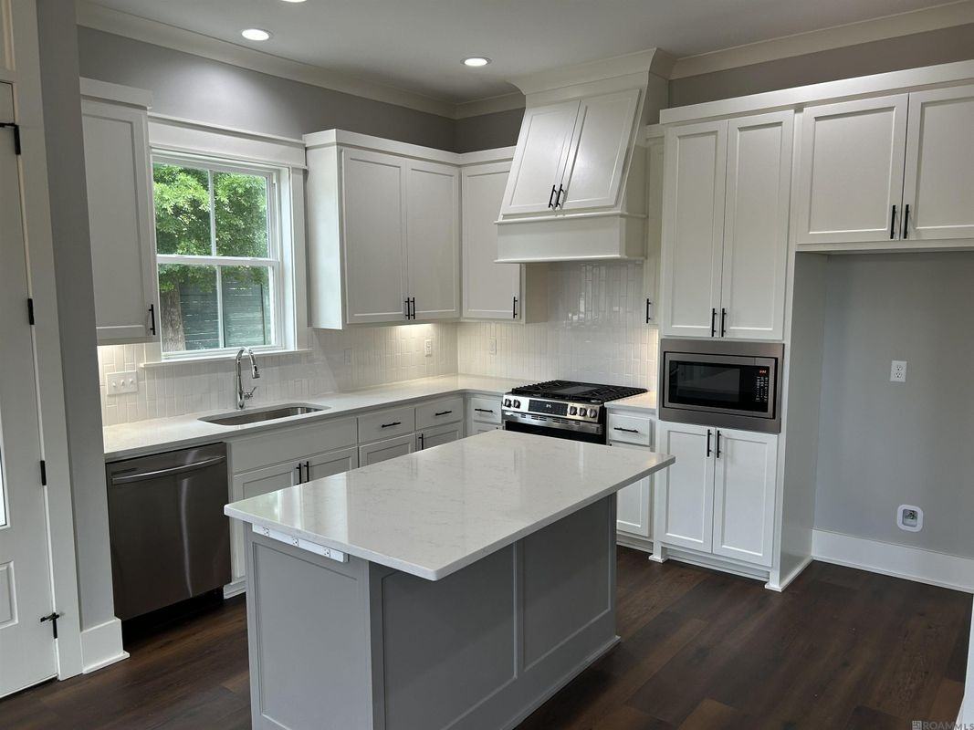 5704 Goodwood Crossing Ln - Photo 2 of 7