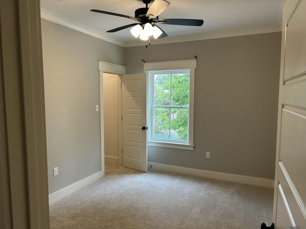 5704 Goodwood Crossing Ln - Photo 5 of 7