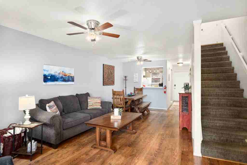 604 White Mountain Dr ##702 - Photo 5 of 24