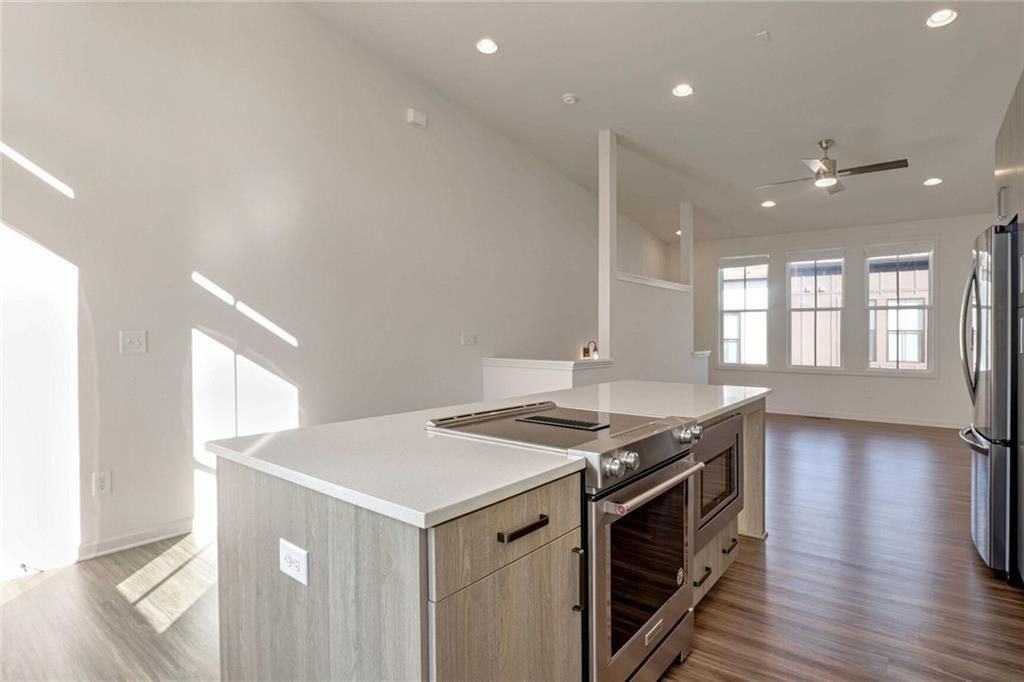 906 Brees Ct - Photo 5 of 37