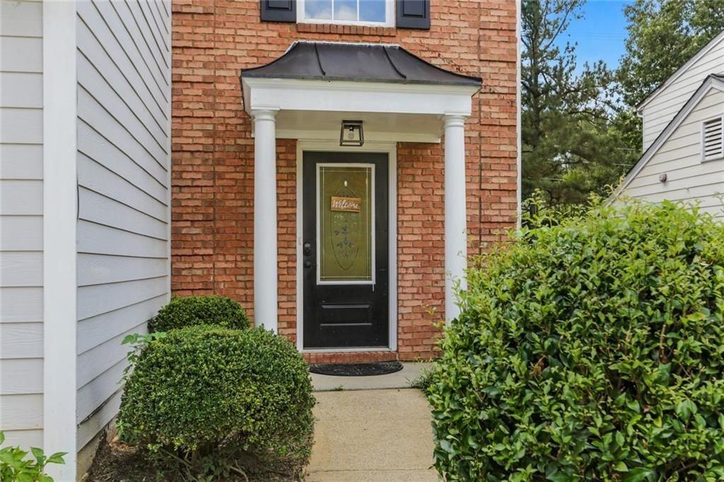1328 Glenover Way - Photo 2 of 25