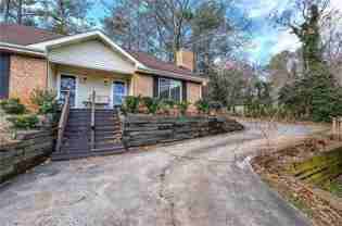 1252 Minhinette Dr - Photo 1 of 1