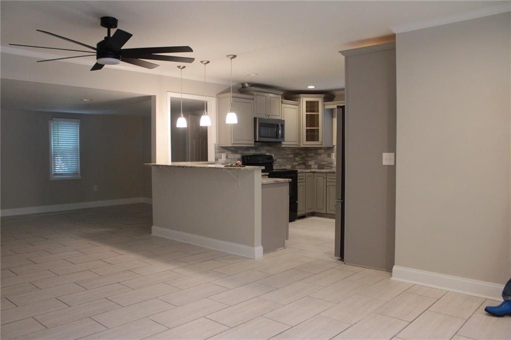 4679 Chamblee Tucker Rd - Photo 6 of 22